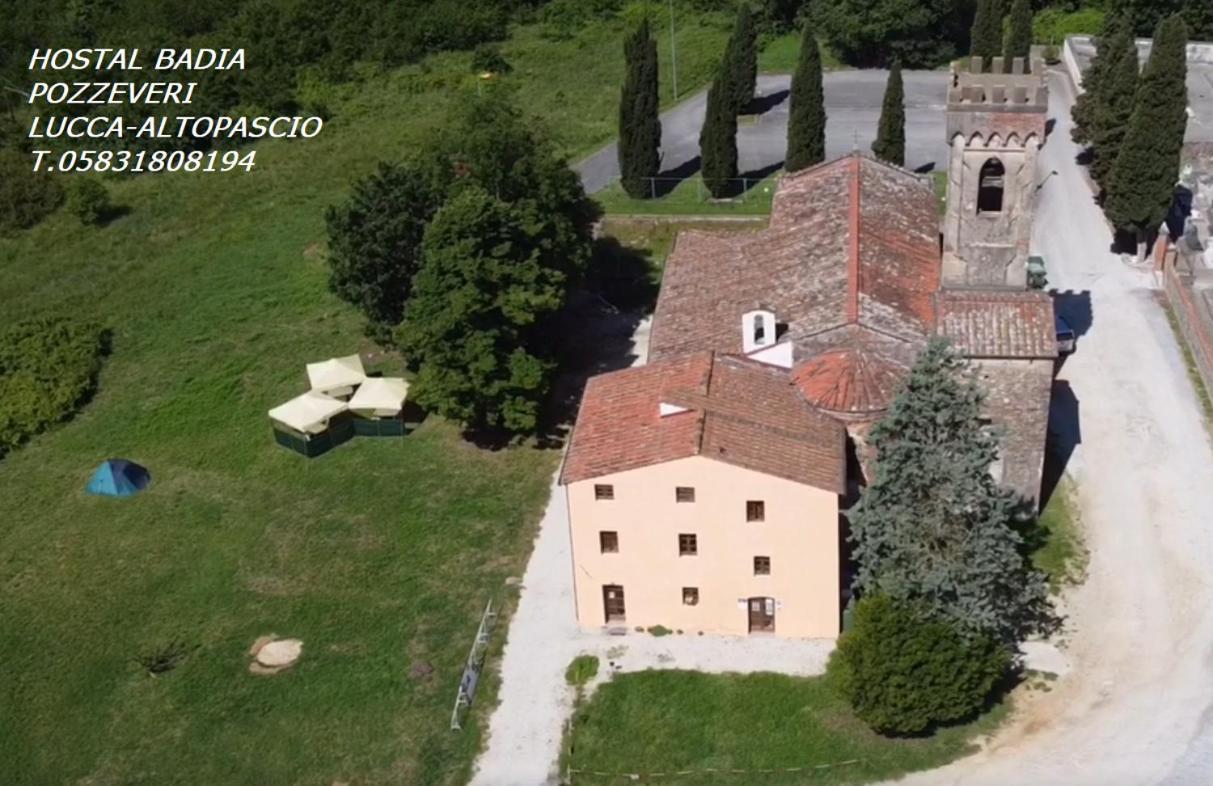 Hostal Badia Altopascio Bagian luar foto