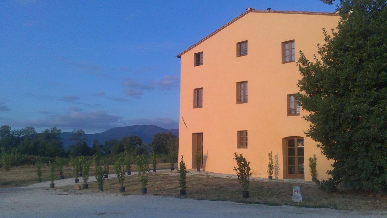 Hostal Badia Altopascio Bagian luar foto