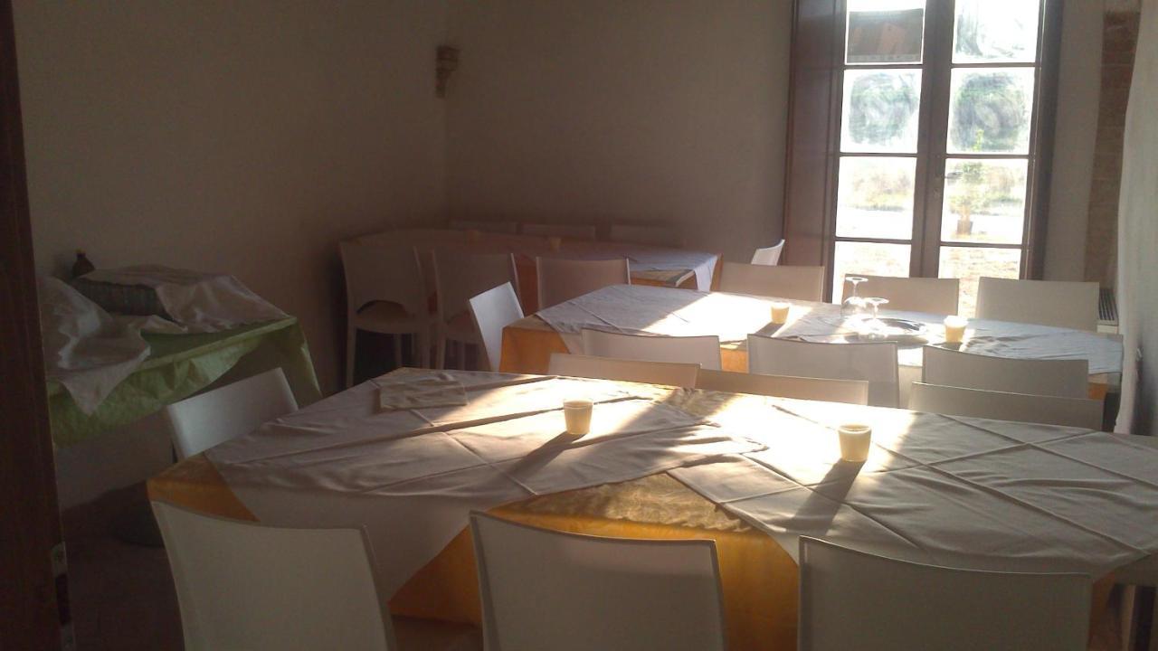 Hostal Badia Altopascio Bagian luar foto